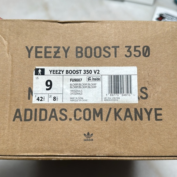 Yeezy Boost 350 V2 'Black Reflective' - Picture 12 of 12